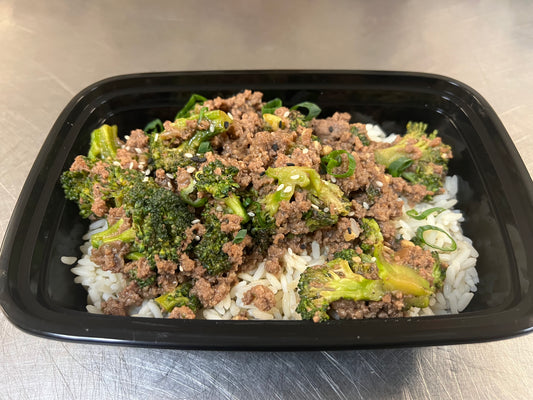 Ground beef & broccoli over white rice