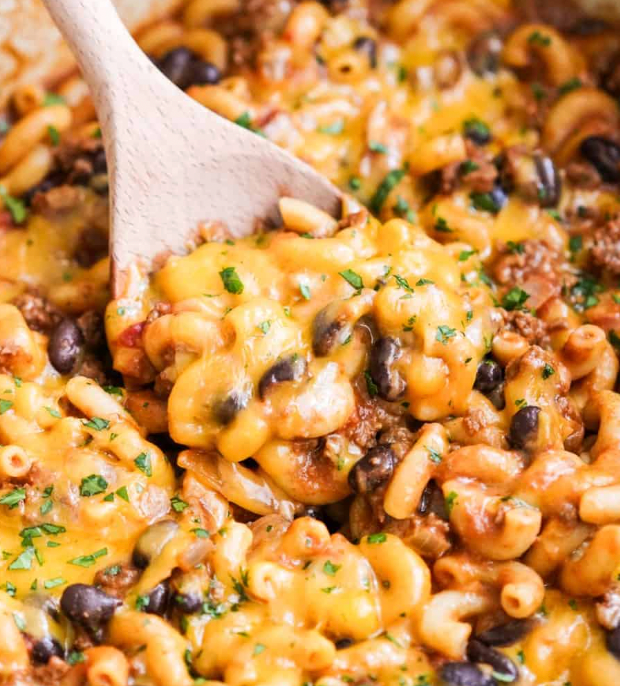 High protein chili mac-n-cheese (Gluten-free pasta)