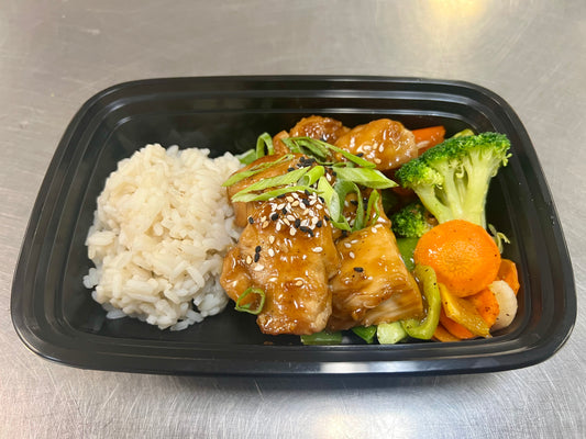 Teriyaki chicken over white rice with stir fry vegetables (Gluten-free)